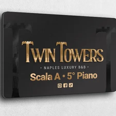 Twin Towers Luxury ベッド・アンド・ブレックファスト ナポリ