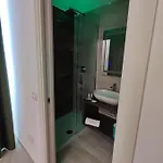 Twin Towers Luxury 4*