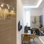 Twin Towers Luxury 4*