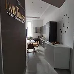 Twin Towers Luxury Nocleg ze śniadaniem