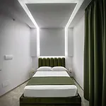 Nocleg ze śniadaniem Twin Towers Luxury Neapol