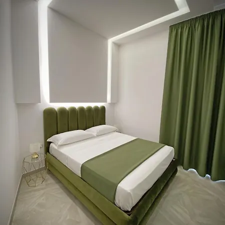 Twin Towers Luxury 4* Νάπολη