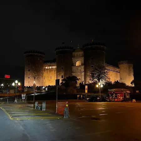 Bed and Breakfast Twin Towers Luxury 4*